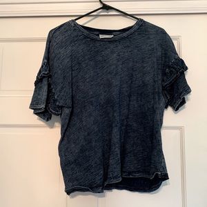 Universal Thread Tee